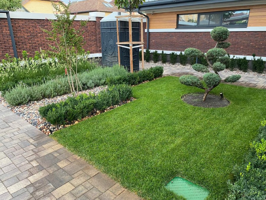 Благоустройство территории